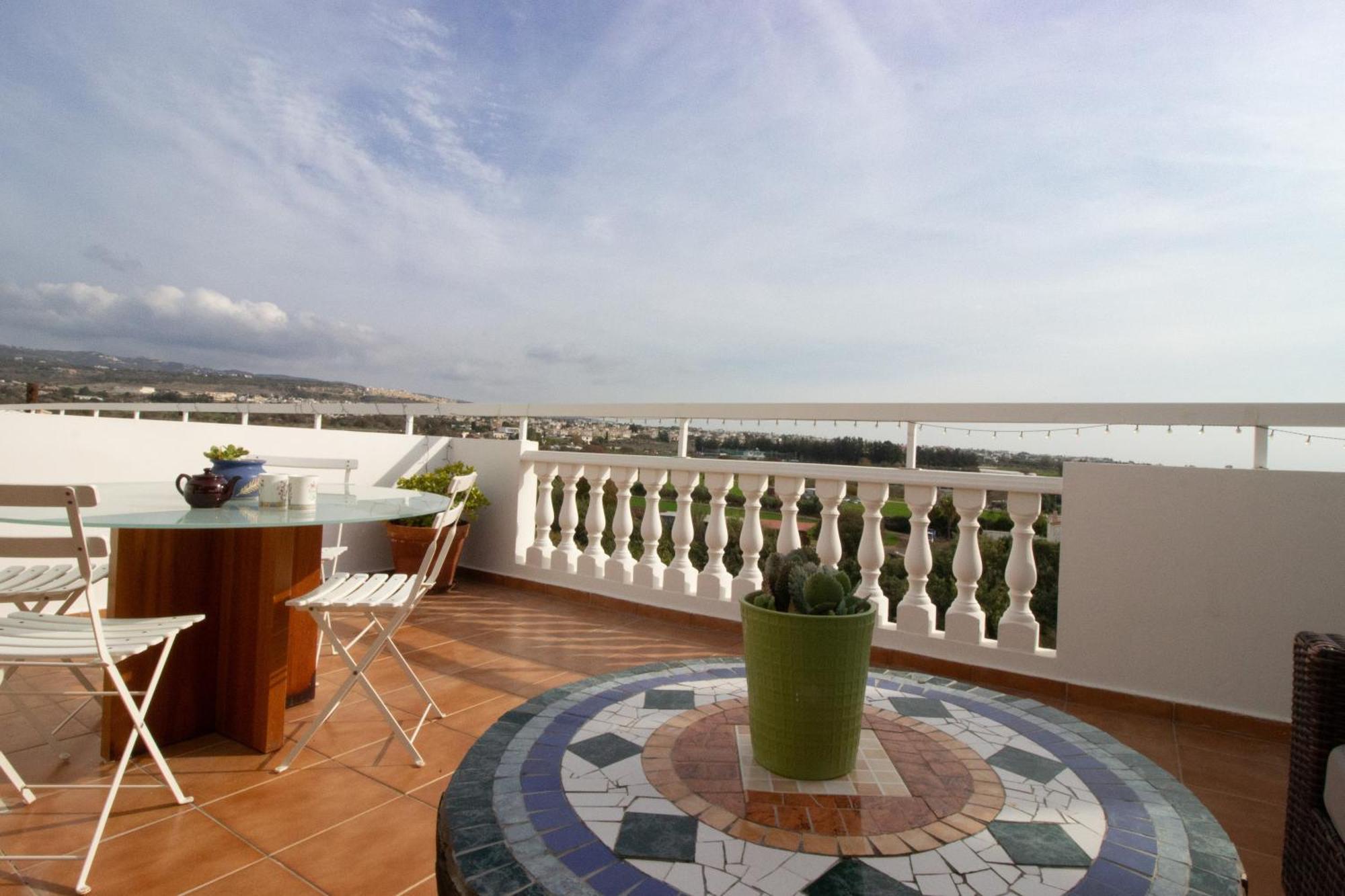 Golden Sunset Apartment Kissonerga Luaran gambar