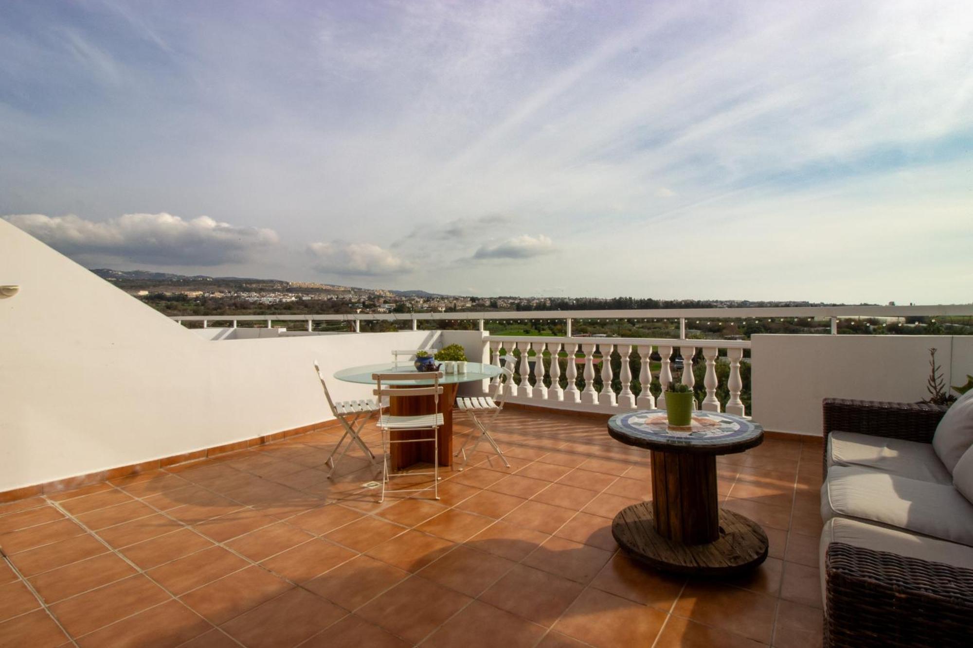 Golden Sunset Apartment Kissonerga Luaran gambar